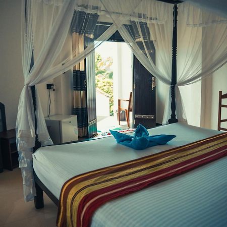Bisandu Guesthouse Мирисса Экстерьер фото