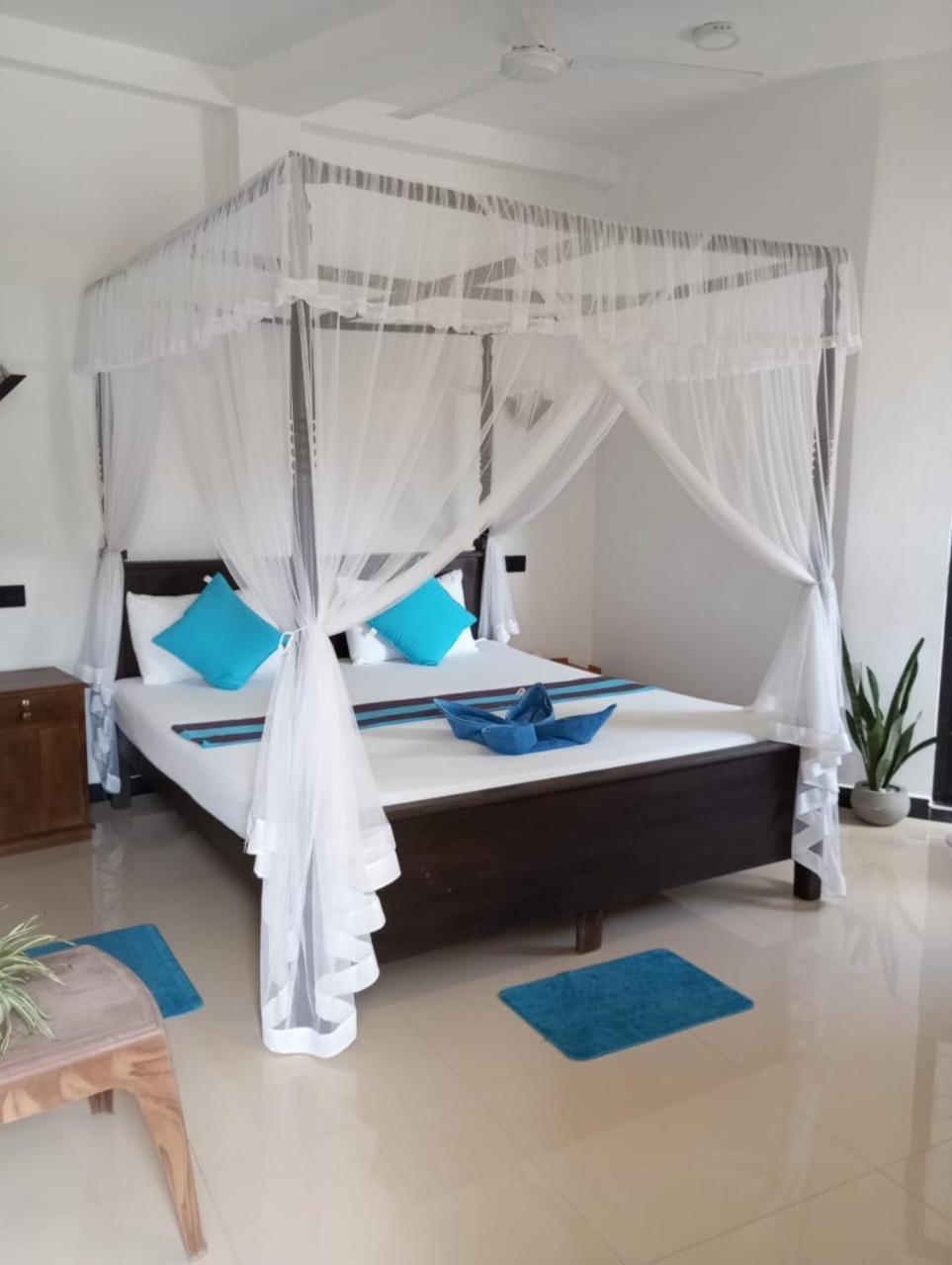 Bisandu Guesthouse Мирисса Экстерьер фото
