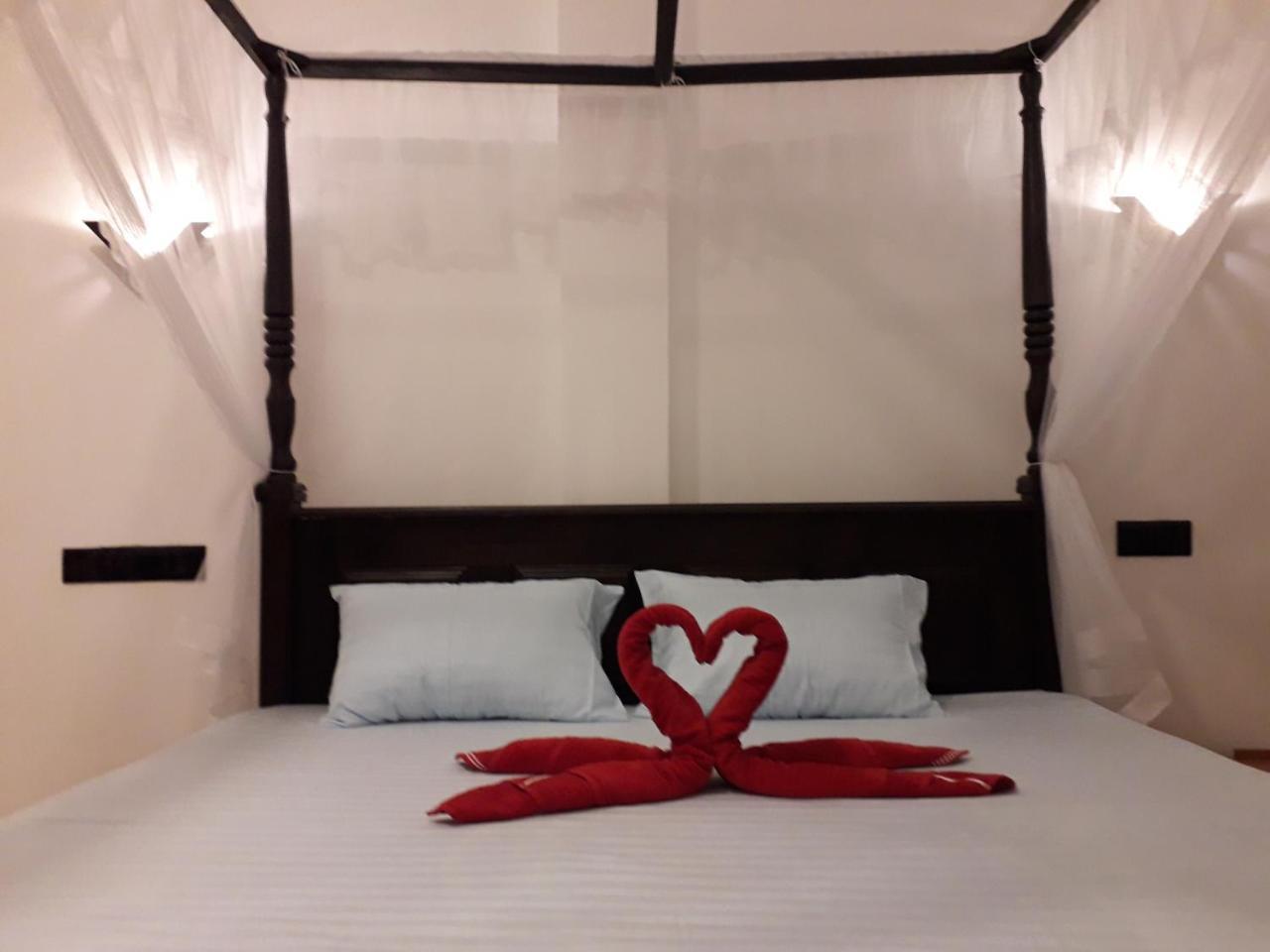 Bisandu Guesthouse Мирисса Экстерьер фото